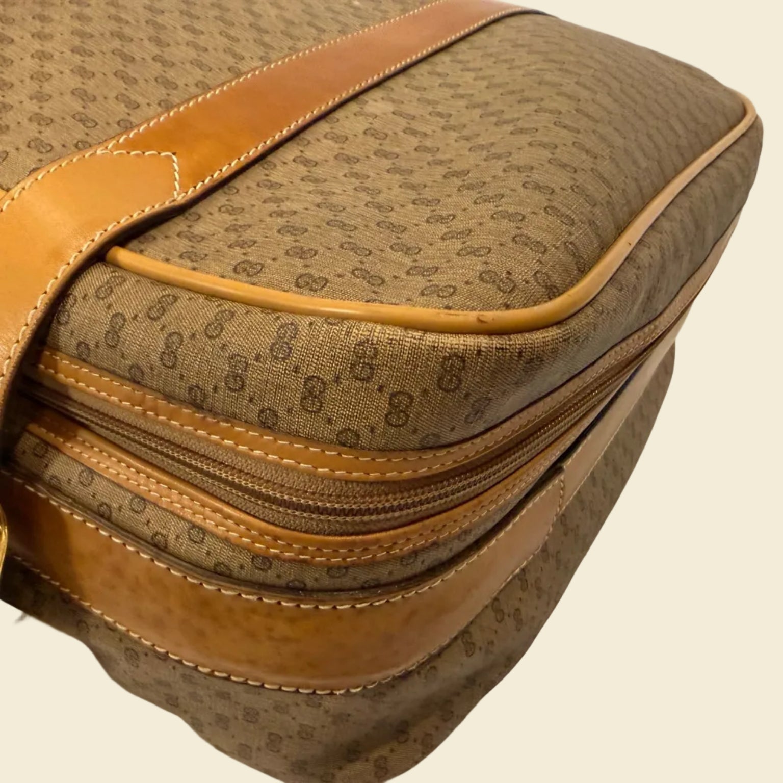 Gucci GG Supreme Web Suitcase