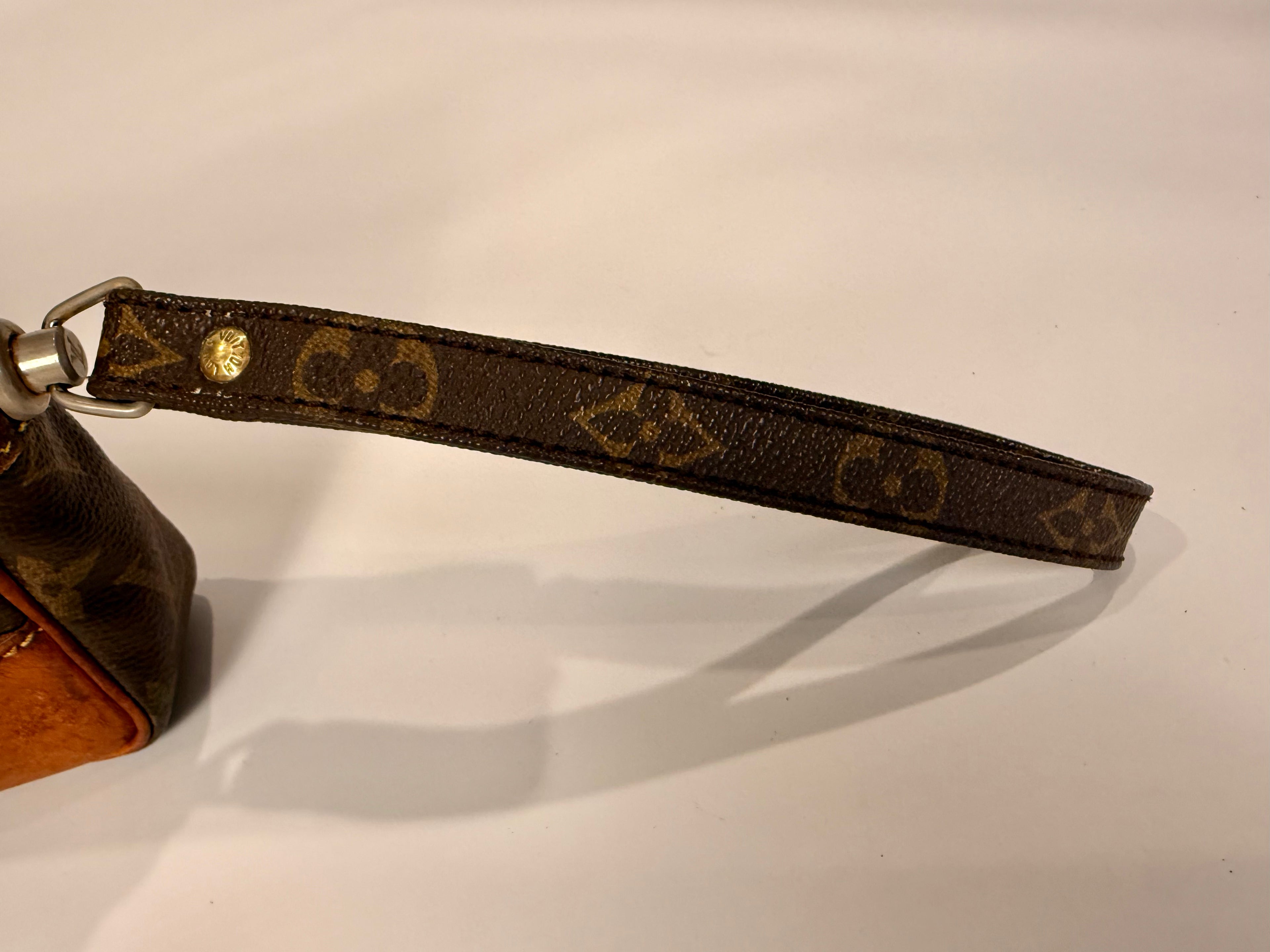Louis Vuitton Marly Dragonne Wristlet