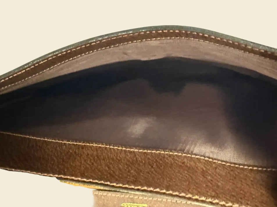 Gucci Leather Push-Lock Portfolio