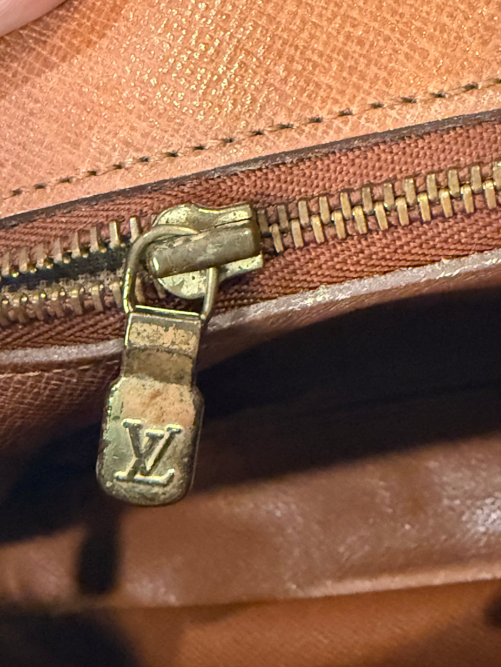 Louis Vuitton Marly Dragonne Wristlet
